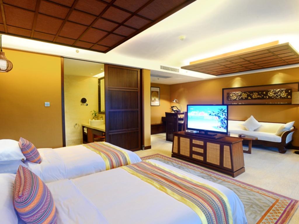 The Tang Hotel Hainan Mount Qixian Baoting Room photo