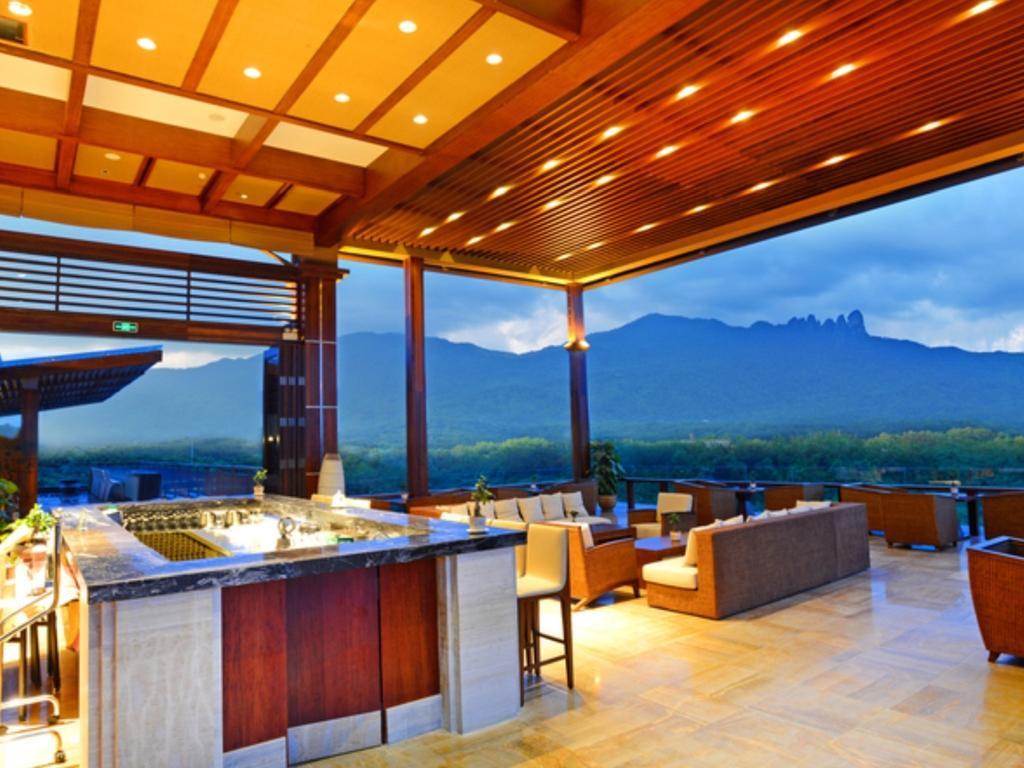 The Tang Hotel Hainan Mount Qixian Baoting Exterior photo